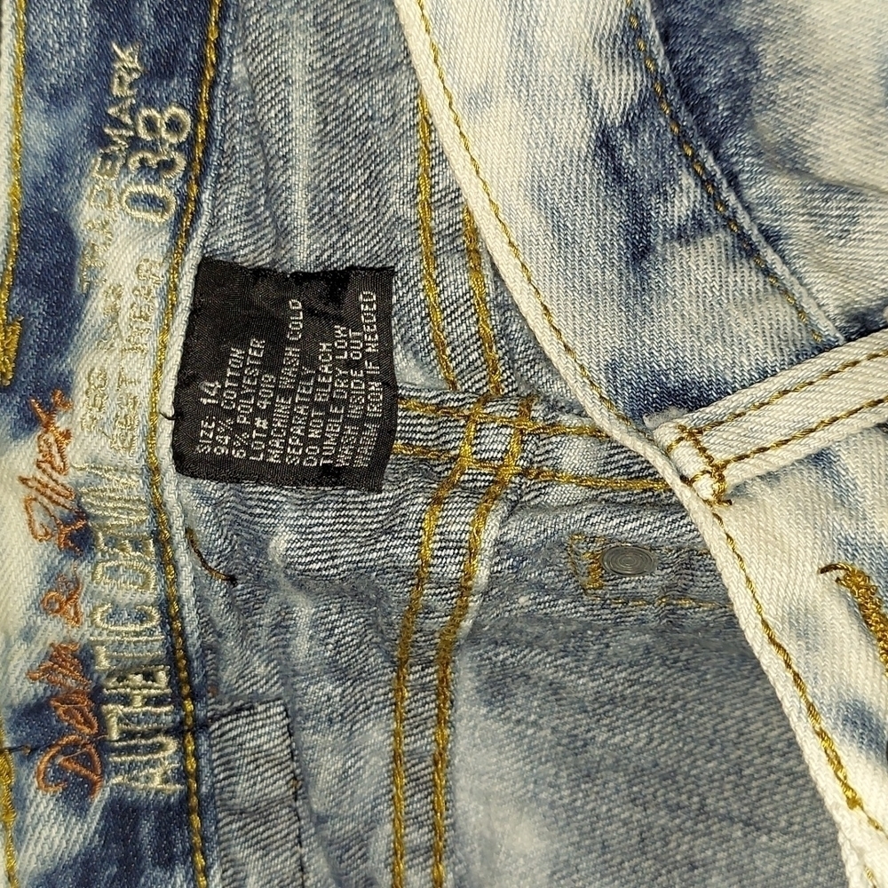 Denim & Rivets shorts - Picture 5 of 6
